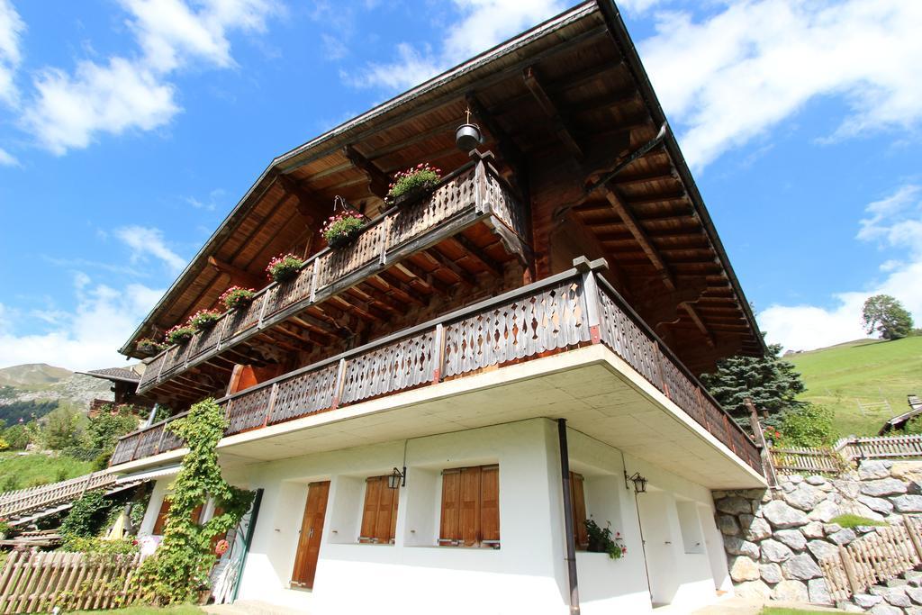 Apartamento Le Grand Duc Château-d'Oex Habitación foto